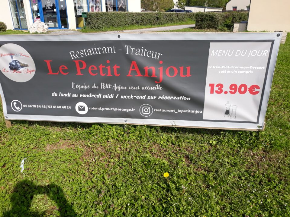 Le Petit Anjou Traiteur Cande Galerie 3